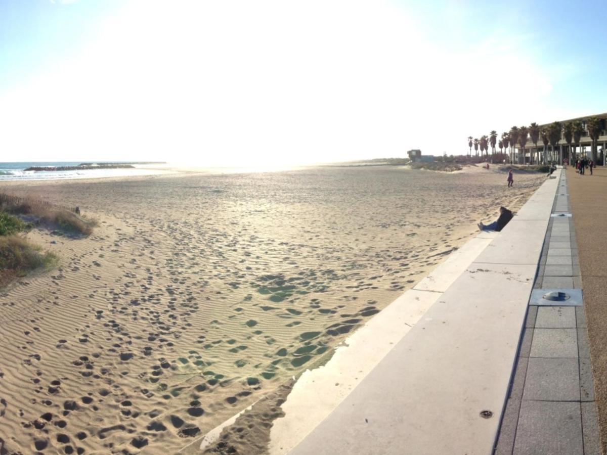 Studio Cabine A 300M De La Plage Avec Loggia Vitree - Fr-1-338-428 Sète Zewnętrze zdjęcie