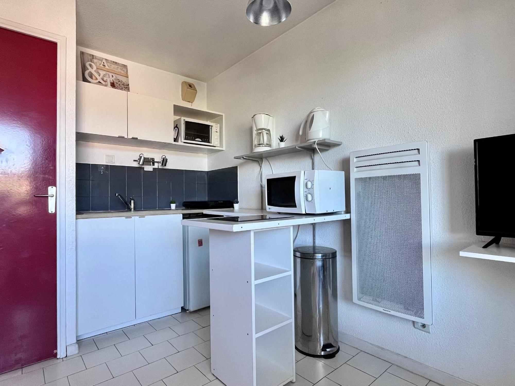 Studio Cabine A 300M De La Plage Avec Loggia Vitree - Fr-1-338-428 Sète Zewnętrze zdjęcie